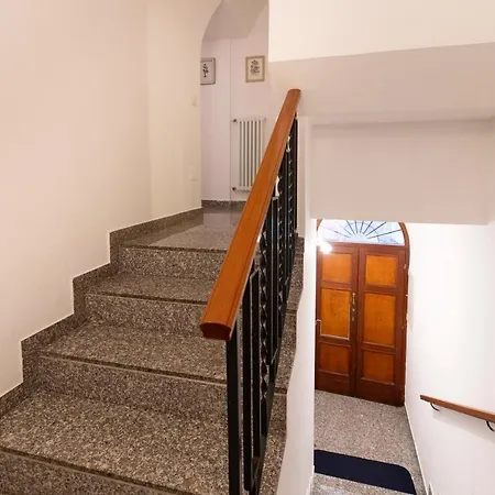 아파트 Apartment Orvieto